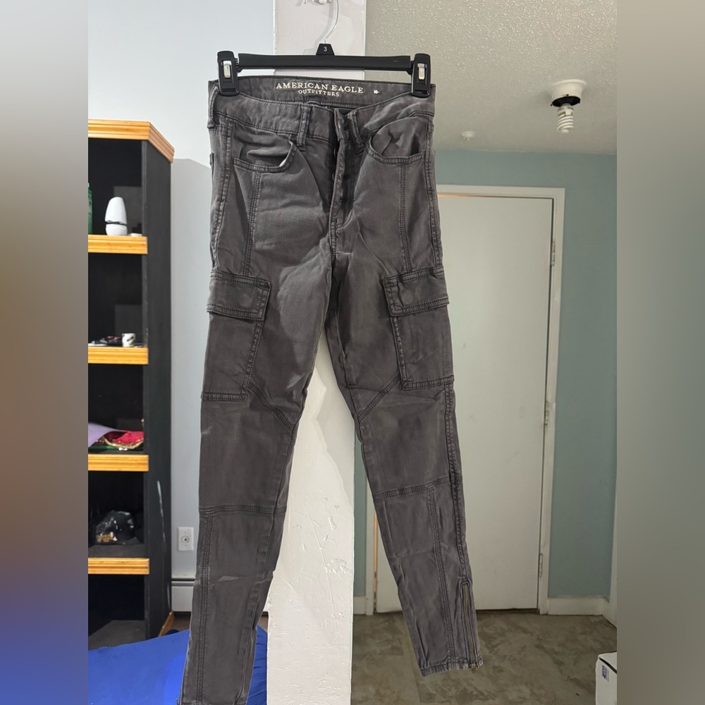 American eagle high rise Jean size 2